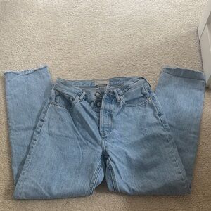 Everland 90s cheeky Light Blue Denim Jeans